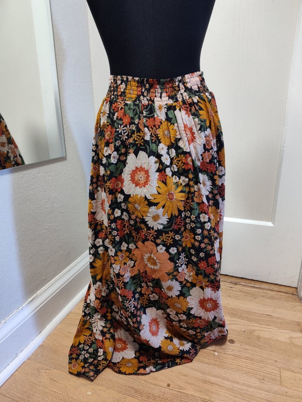 Natural Life Floral Column skirt - Picture 4 of 5